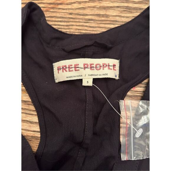 Free people black vest size s - Picture 3 of 6